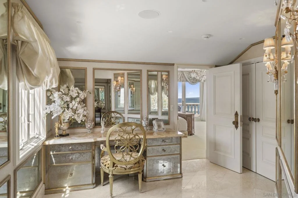 Photo of 1900 Spindrift Dr