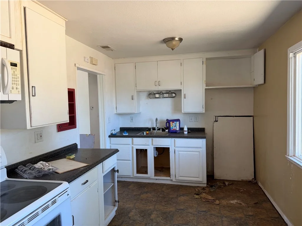Photo of 5726 Newland