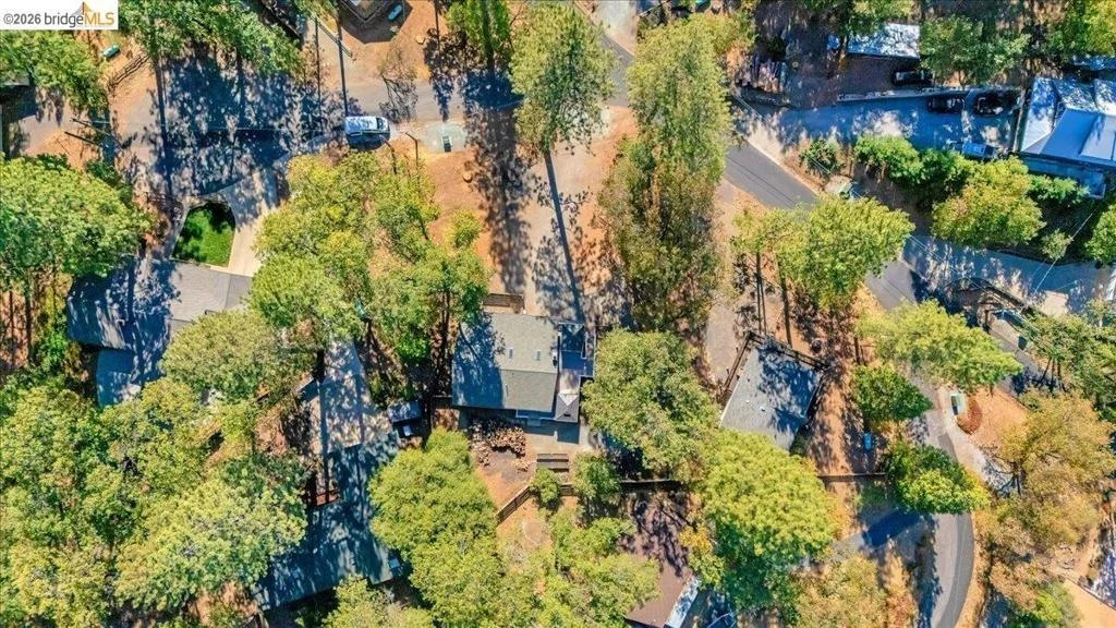 Photo of 5827 Lookout Ct