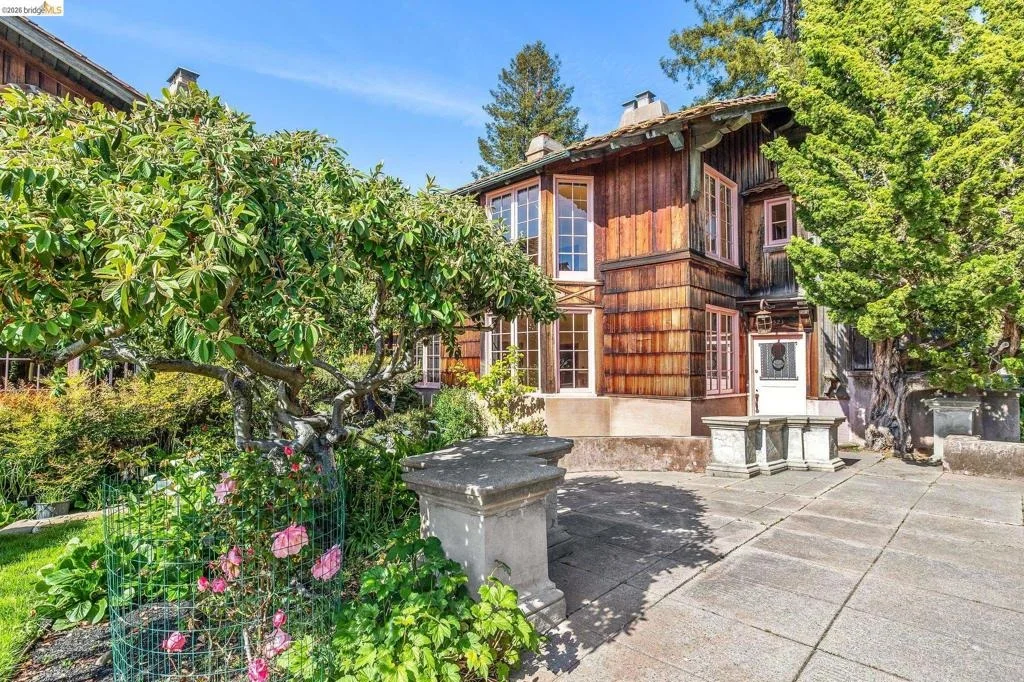 Photo of 2501 ROSE WALK