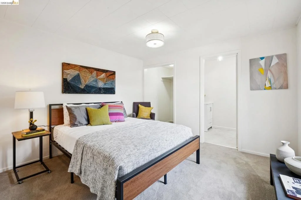 Photo of 2380 Leimert Blvd