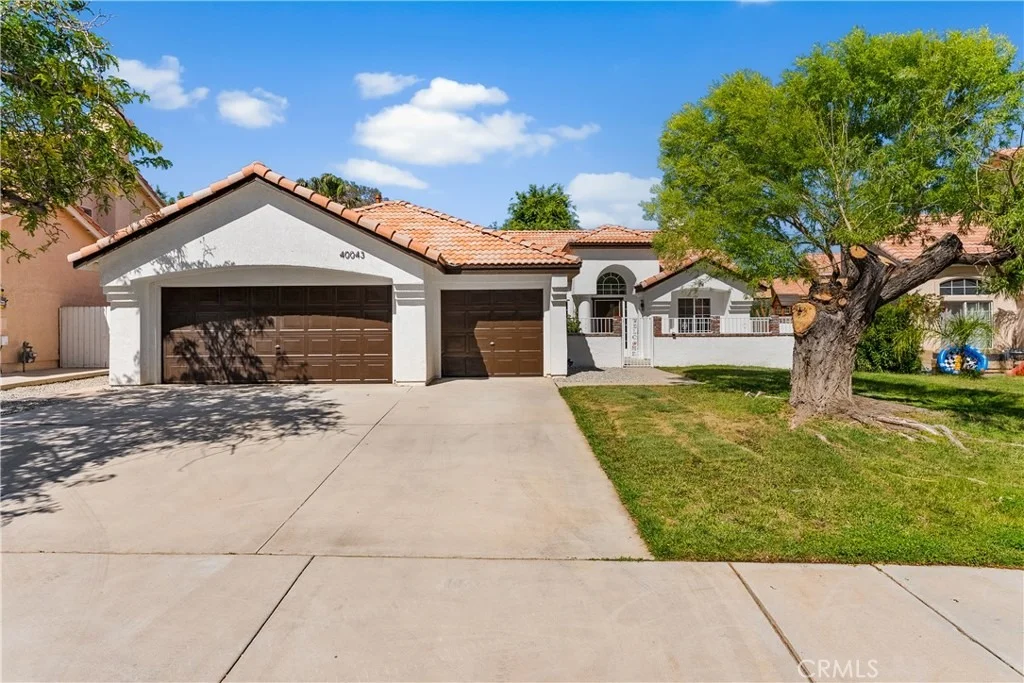 Photo of 40043 Tilbury Drive
