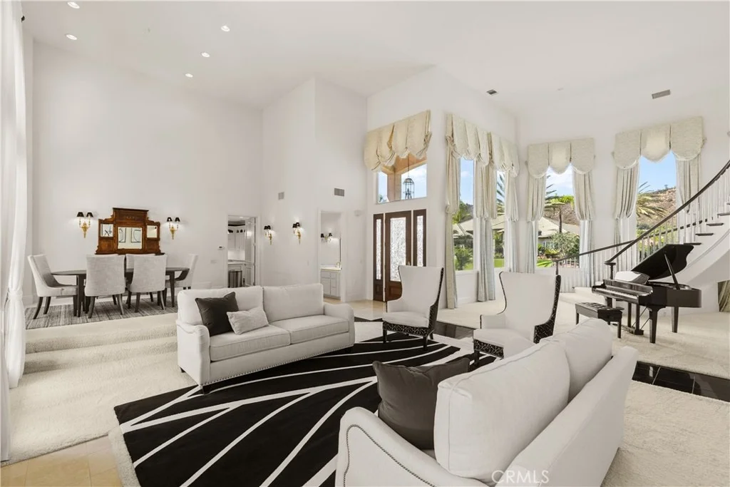 Photo of 38586 Hillside Trail