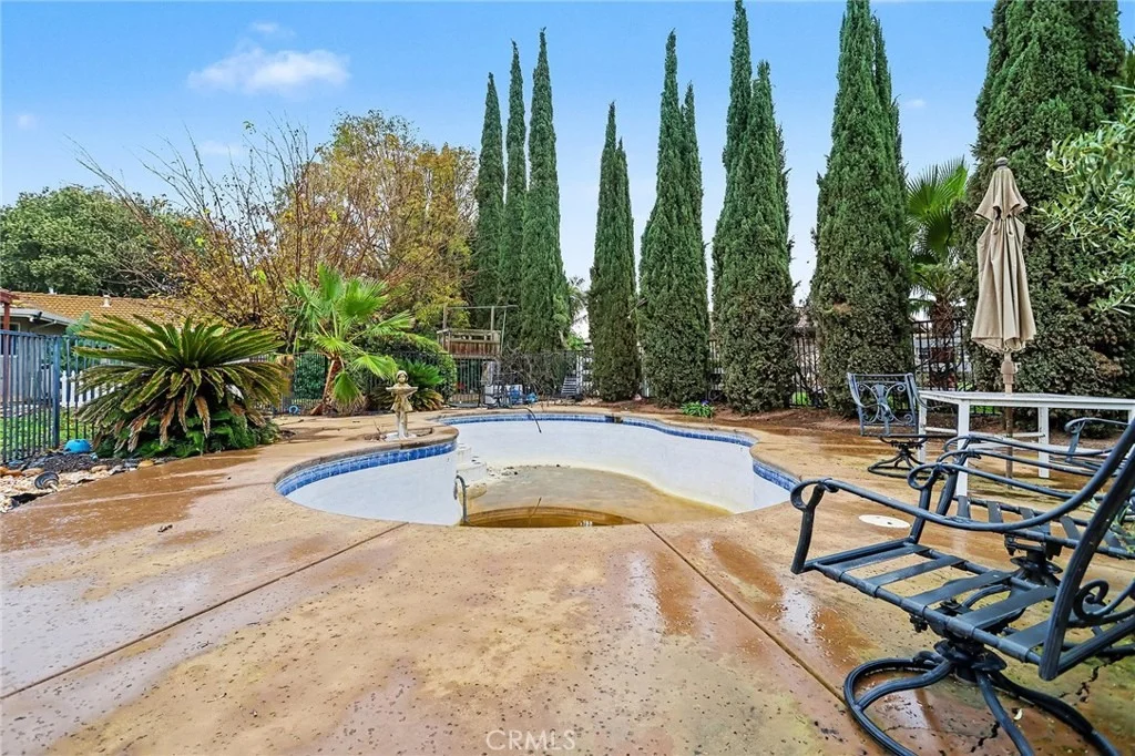 Photo of 23457 Currier Drive