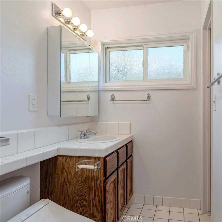 Photo of 3156 W Teranimar