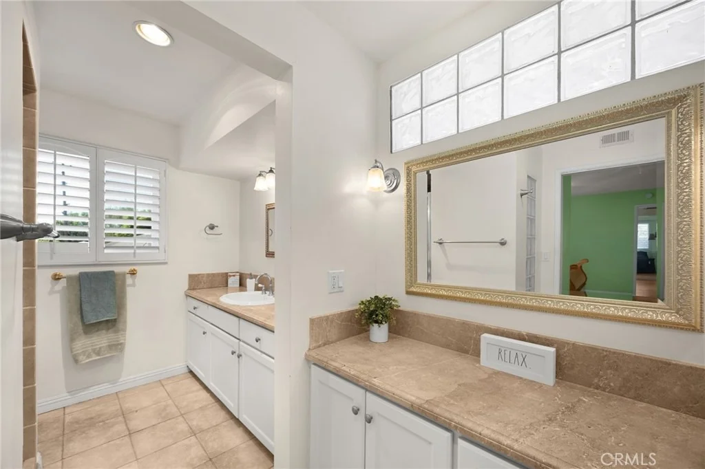 Photo of 1289 Wardman