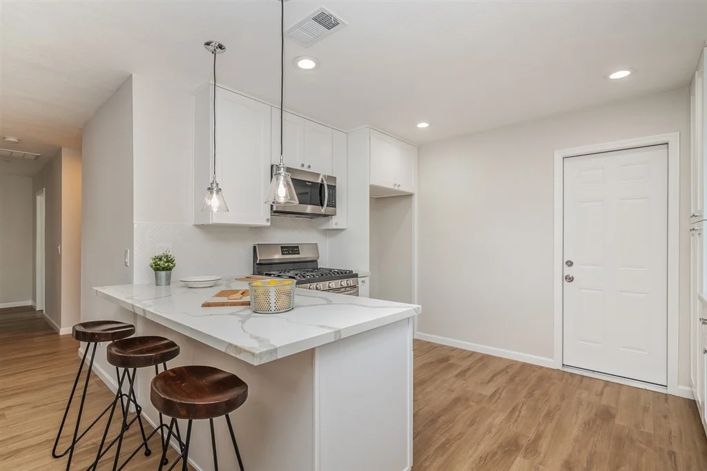 Photo of 8115 Kato St.