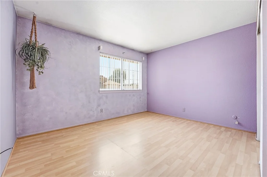 Photo of 2562 Alegre Avenue