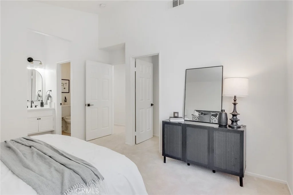 Photo of 50 Enfilade