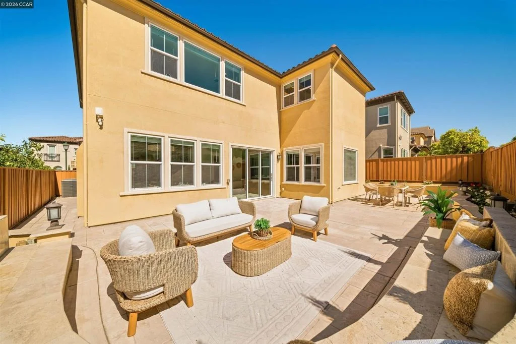 Photo of 1124 Rosamund Dr