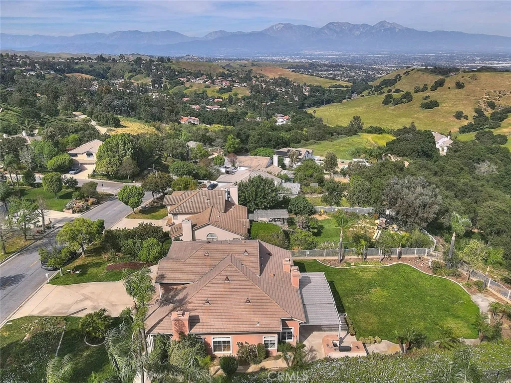 Photo of 16049 Pinnacle