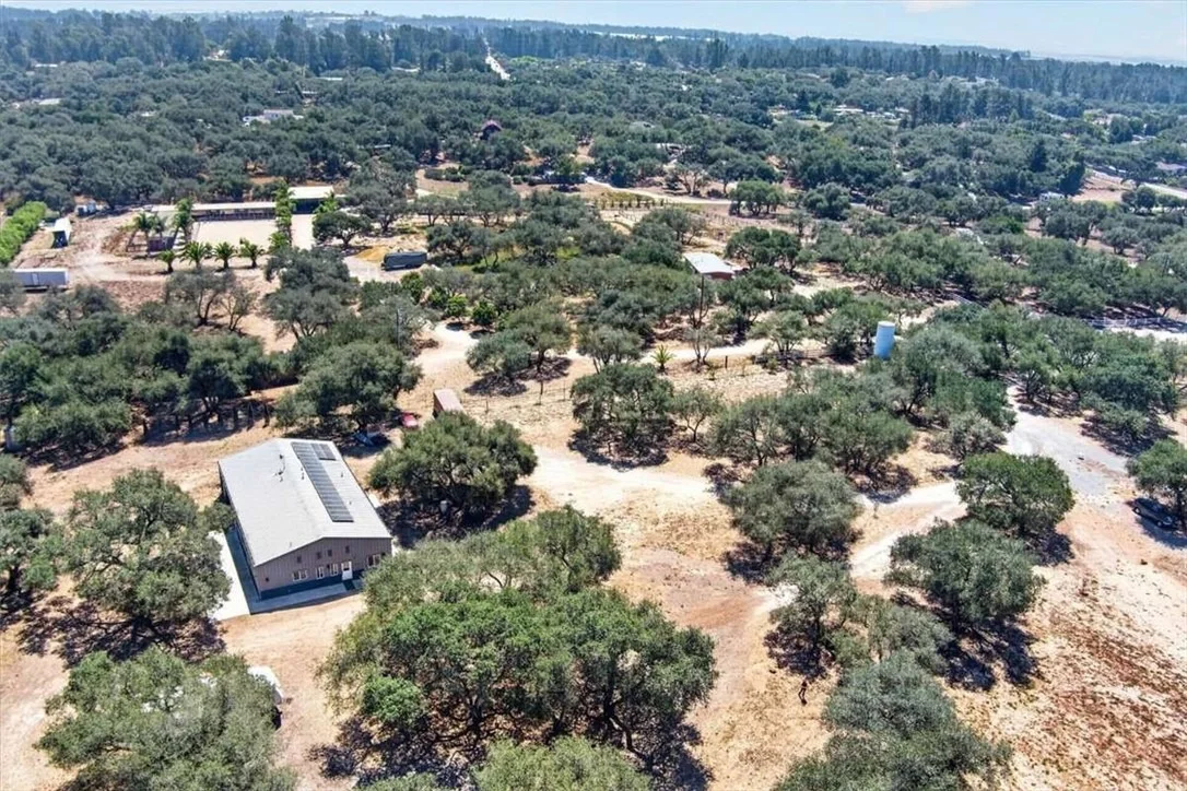 Photo of 1116 1120 Rolling Oaks Drive