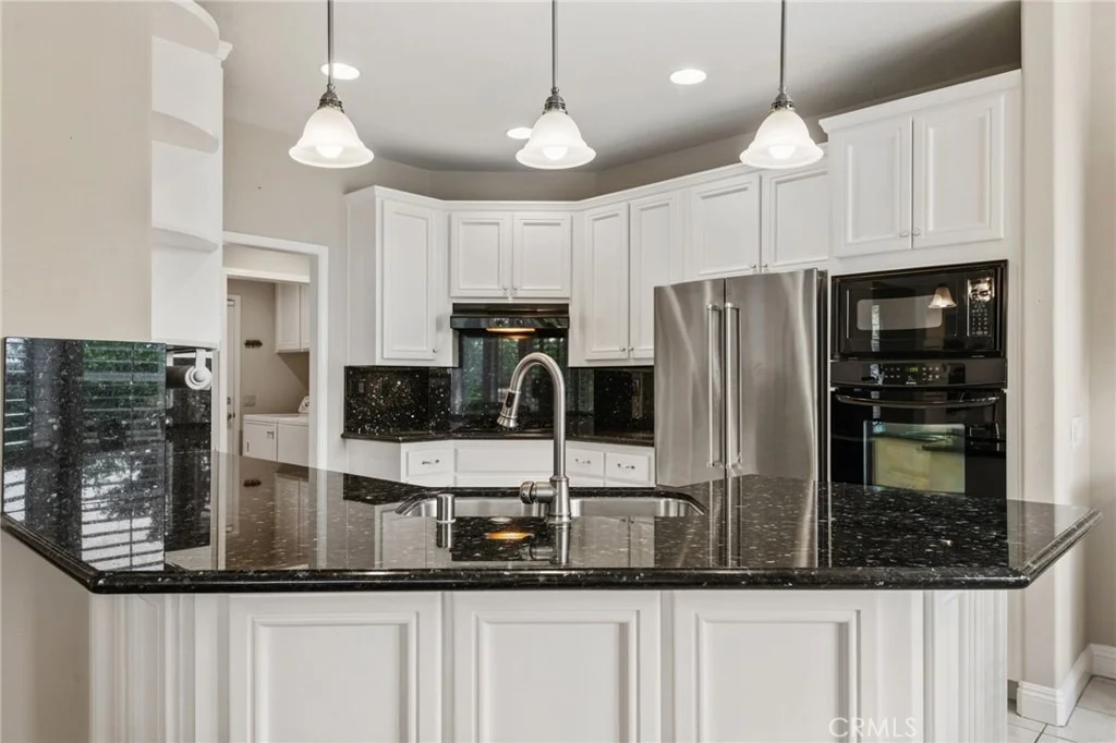 Photo of 28661 Capri