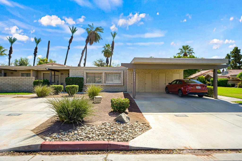 Photo of 48982 Eisenhower Drive