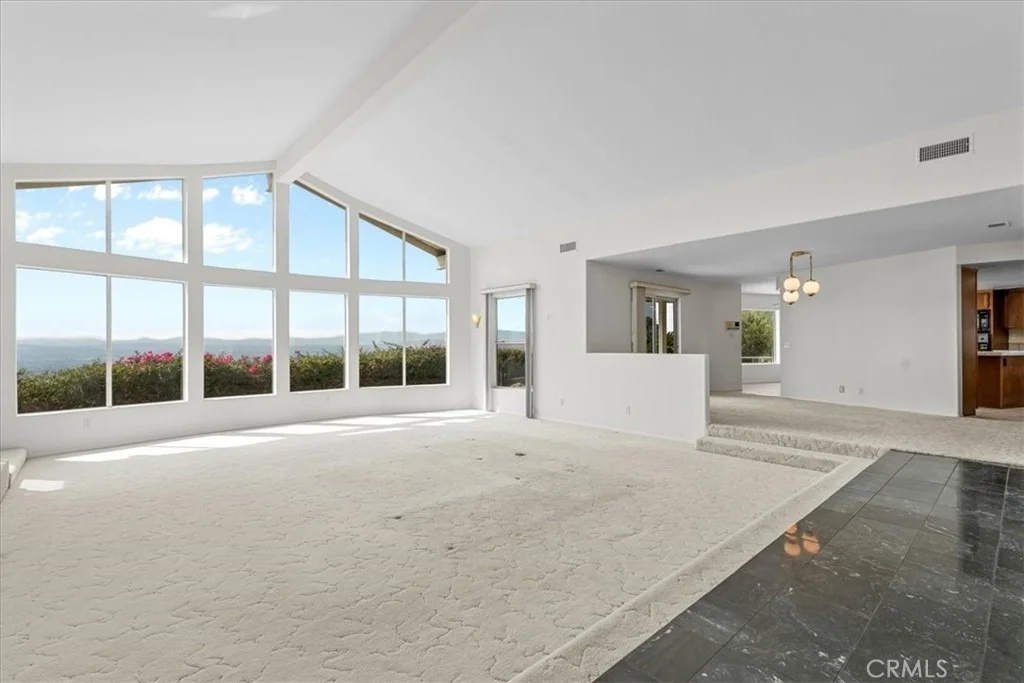 Photo of 7350 Live Oak