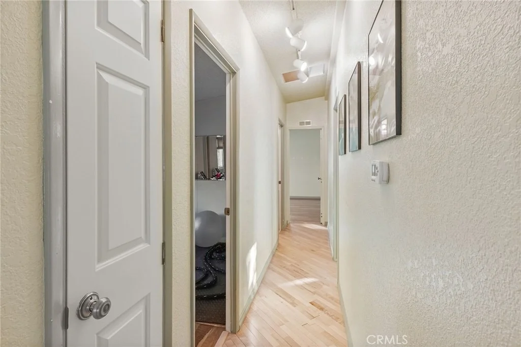 Photo of 20204 Lakeridge