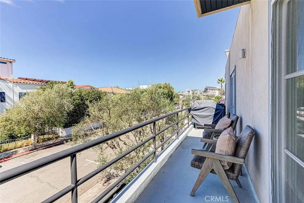 Photo of 301 25th