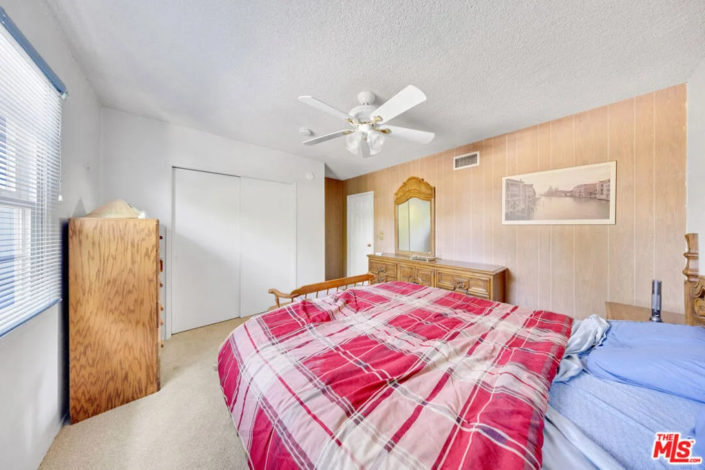 Photo of 656 E Kirkwall Road
