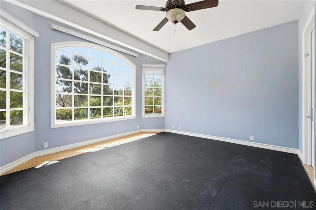 Photo of 6150 Avenida Alteras