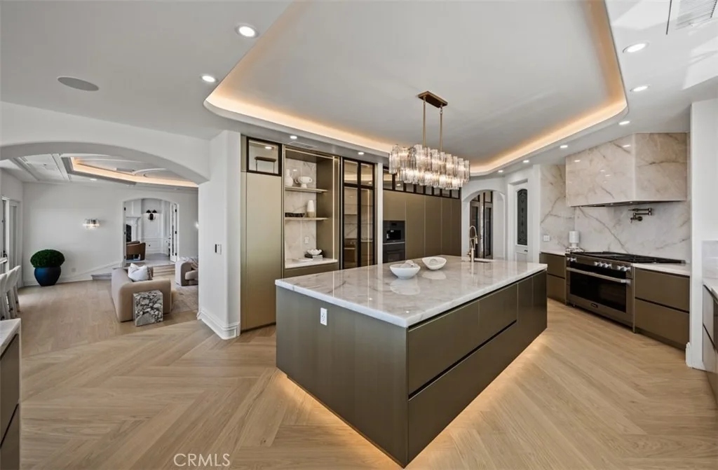 Photo of 5 Sailview