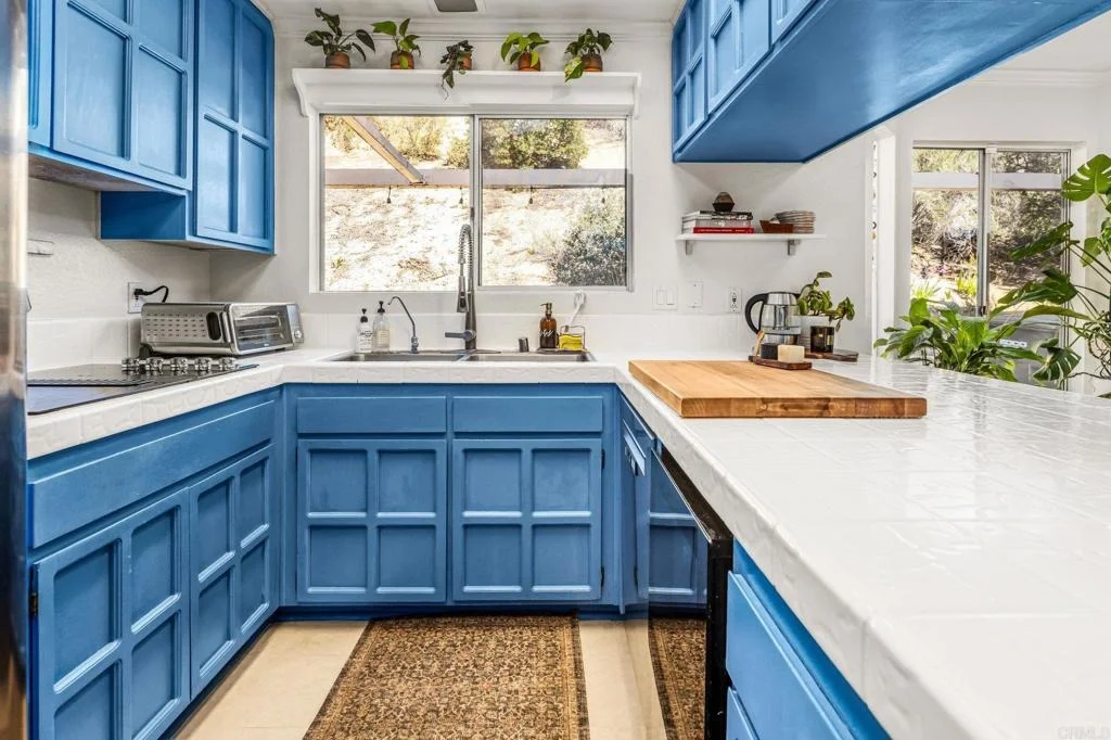 Photo of 8034 Foothill