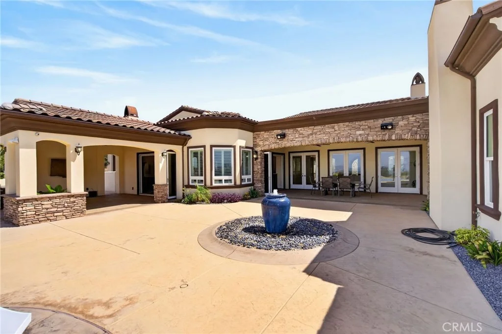Photo of 6355 Cresthaven
