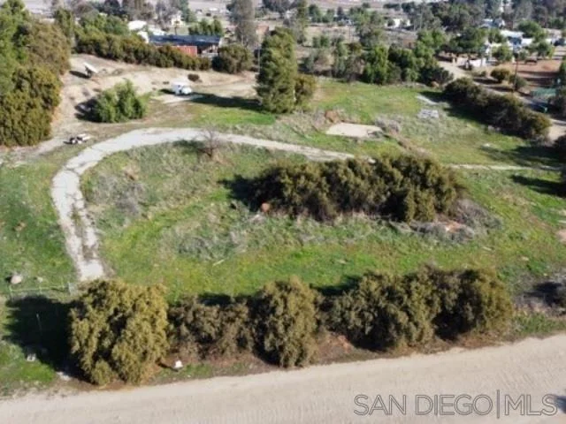 Photo of 27640 Smith Rd