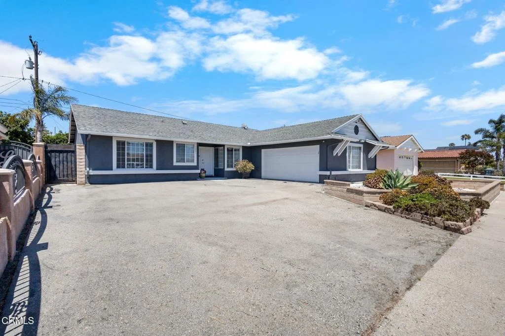 Photo of 1001 Redwood Street
