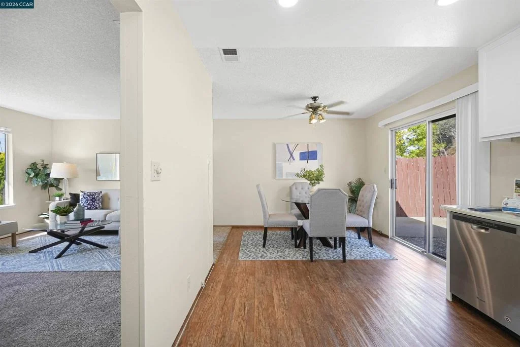 Photo of 2506 Henry Ave