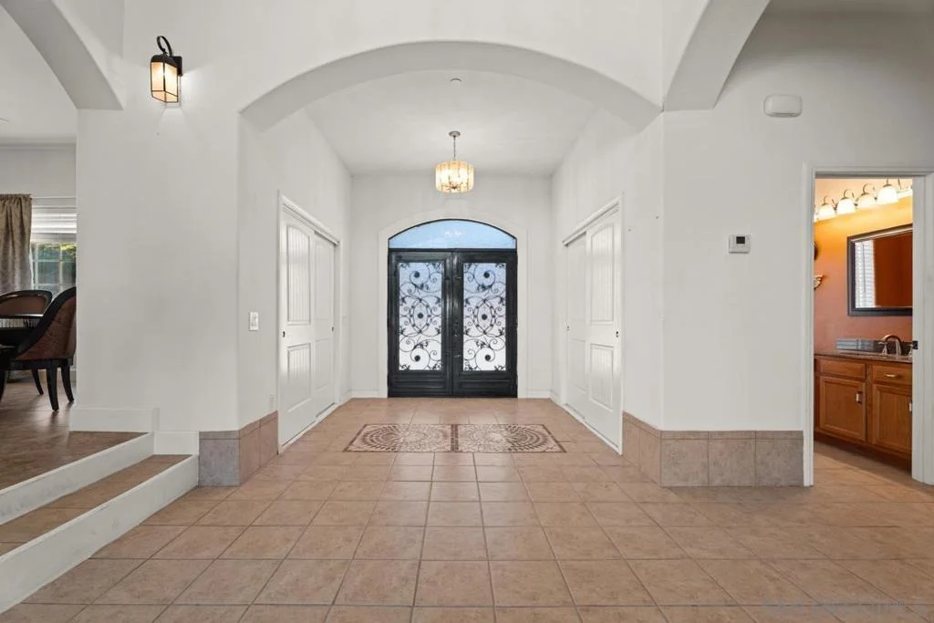 Photo of 2101 Coulter Lane