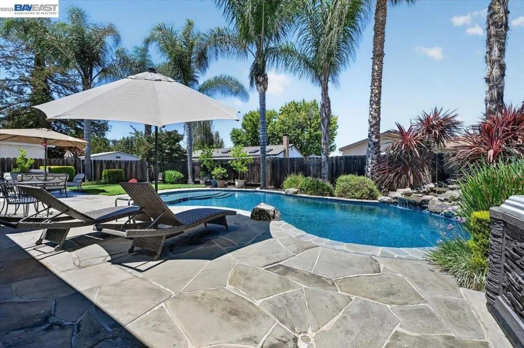 Photo of 118 Diamond Dr