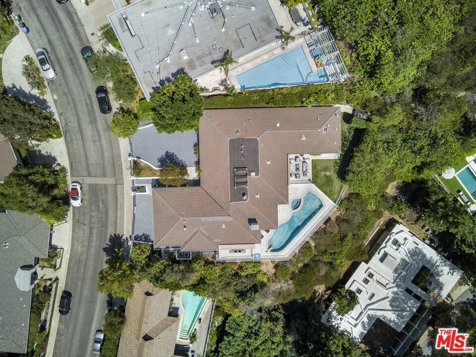 Photo of 9626 Highridge Drive