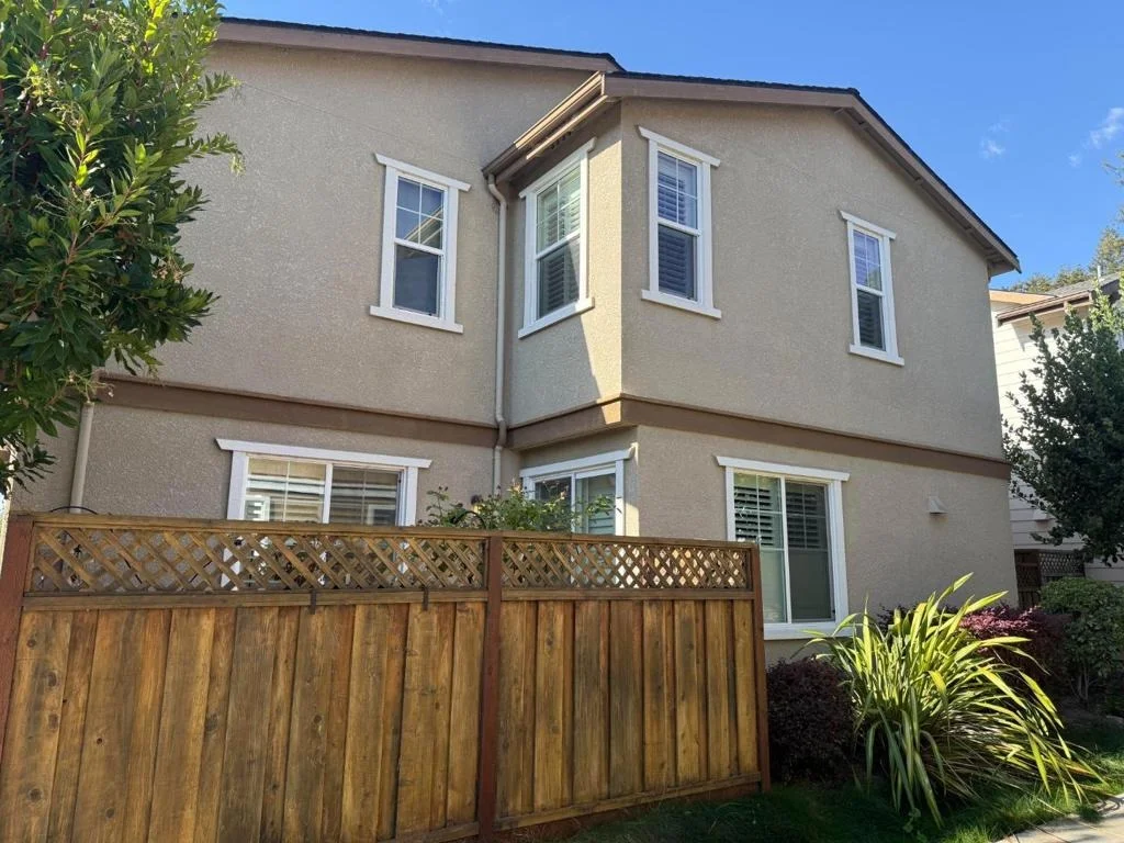 Photo of 100 Castle Ridge Way