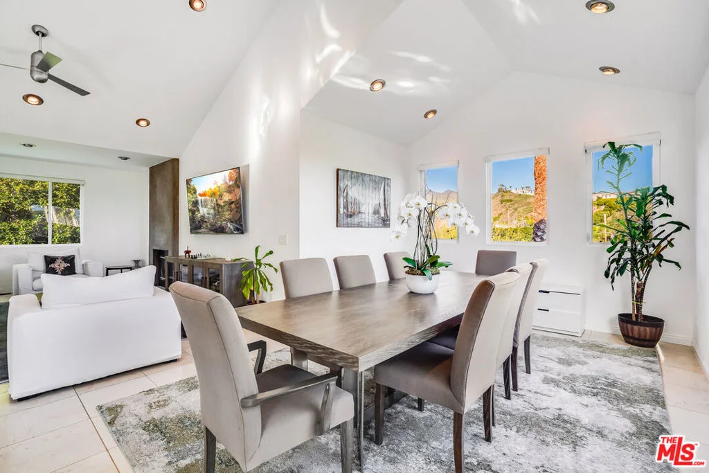 Photo of 28927 W Beach Lane