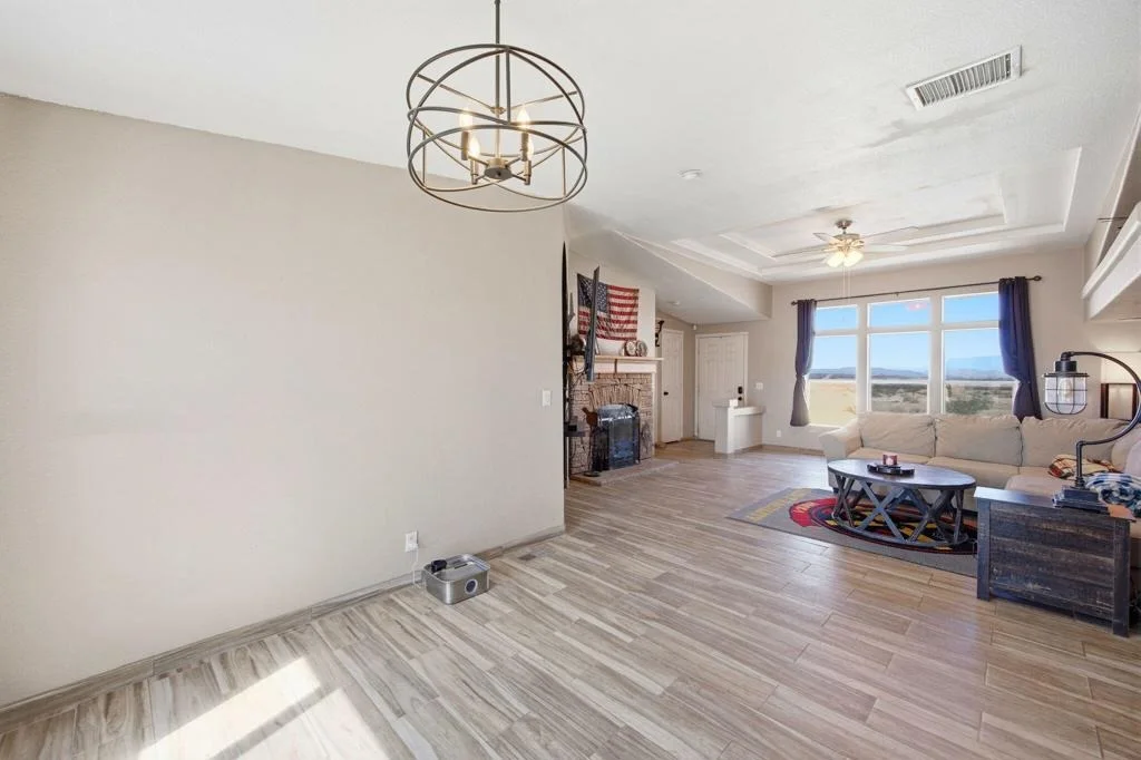 Photo of 1184 Lear Avenue