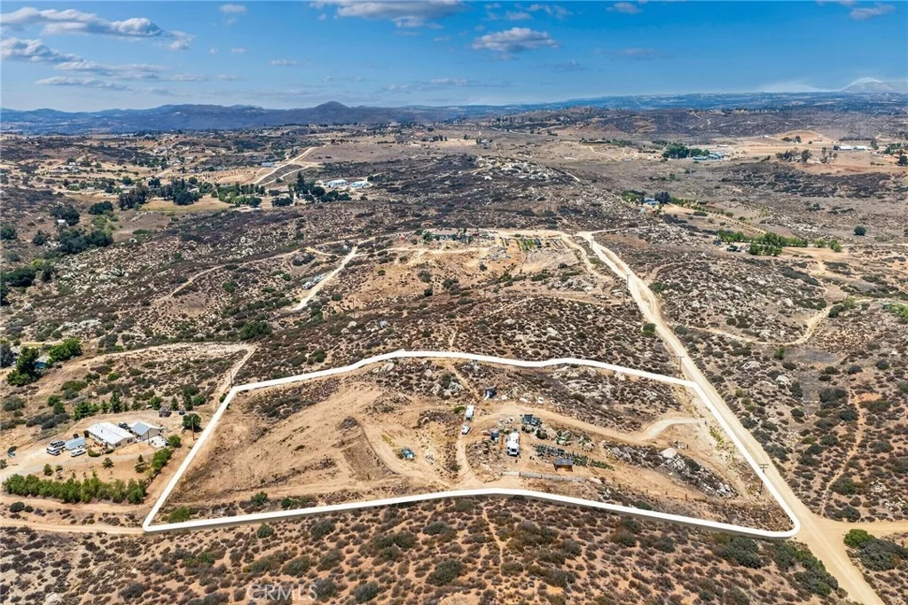 Photo of 41720 Oak Canyon Road