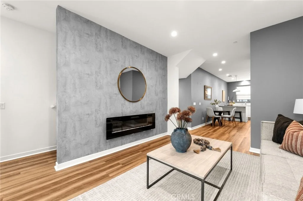 Photo of 210 Placemark