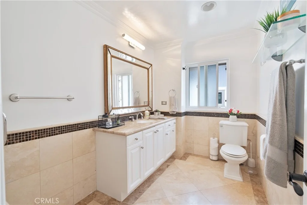 Photo of 2355 Peninsula