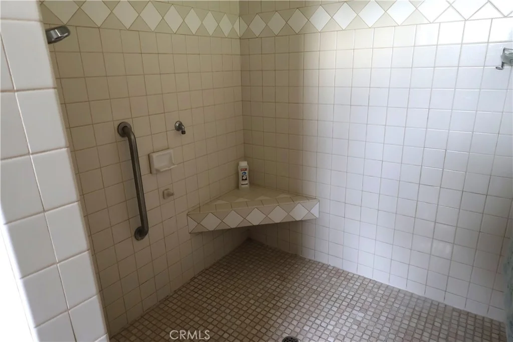 Photo of 4909 Edith Ave