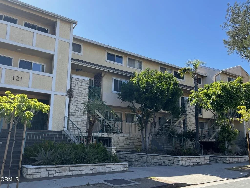 Photo of Unit 107 at 121 Sinclair Avenue
