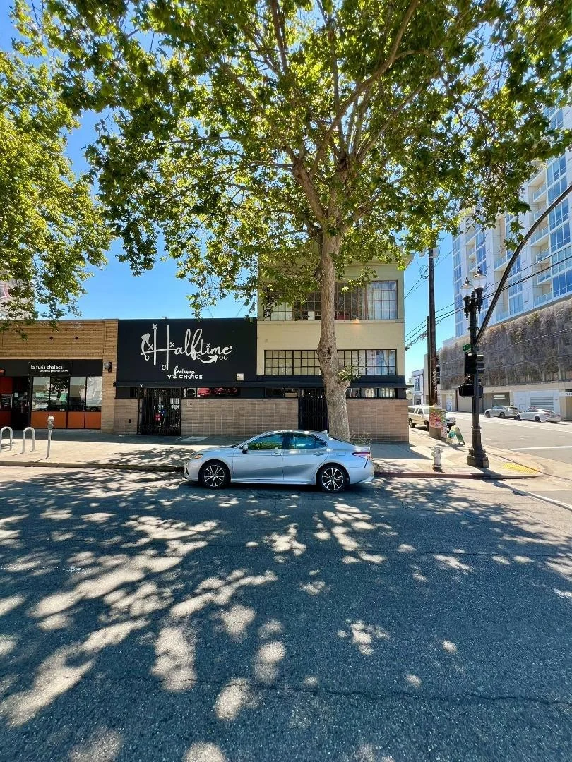 Photo of 300 Broadway