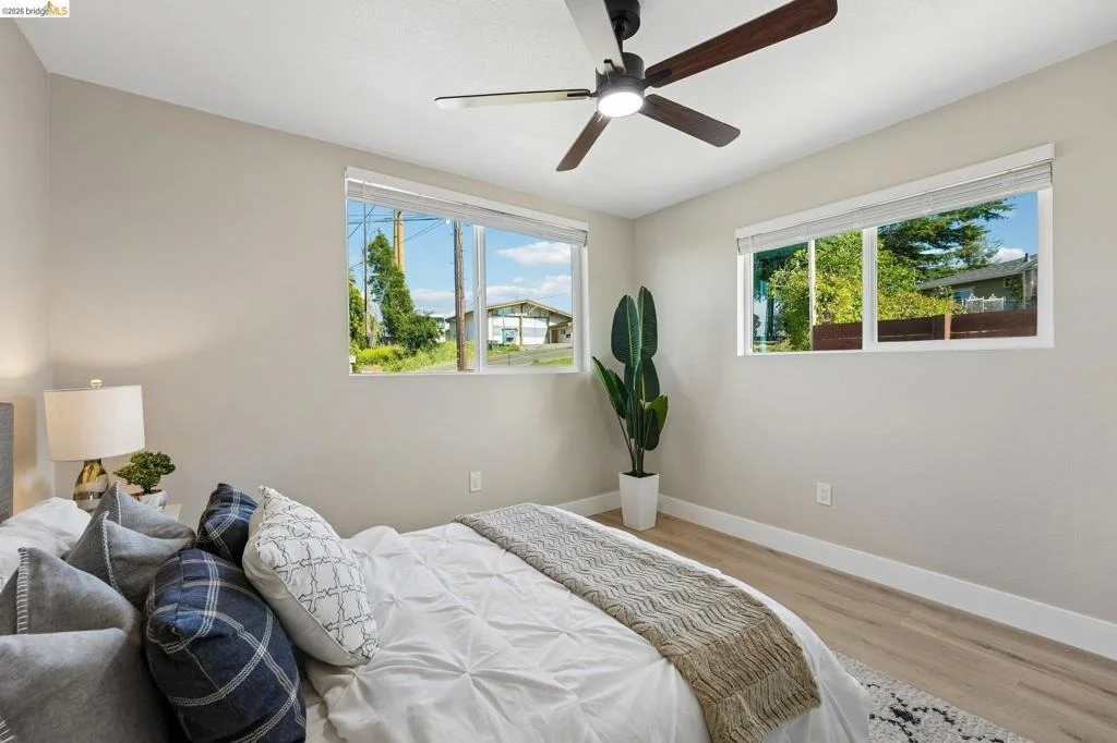 Photo of 449 GILCREST