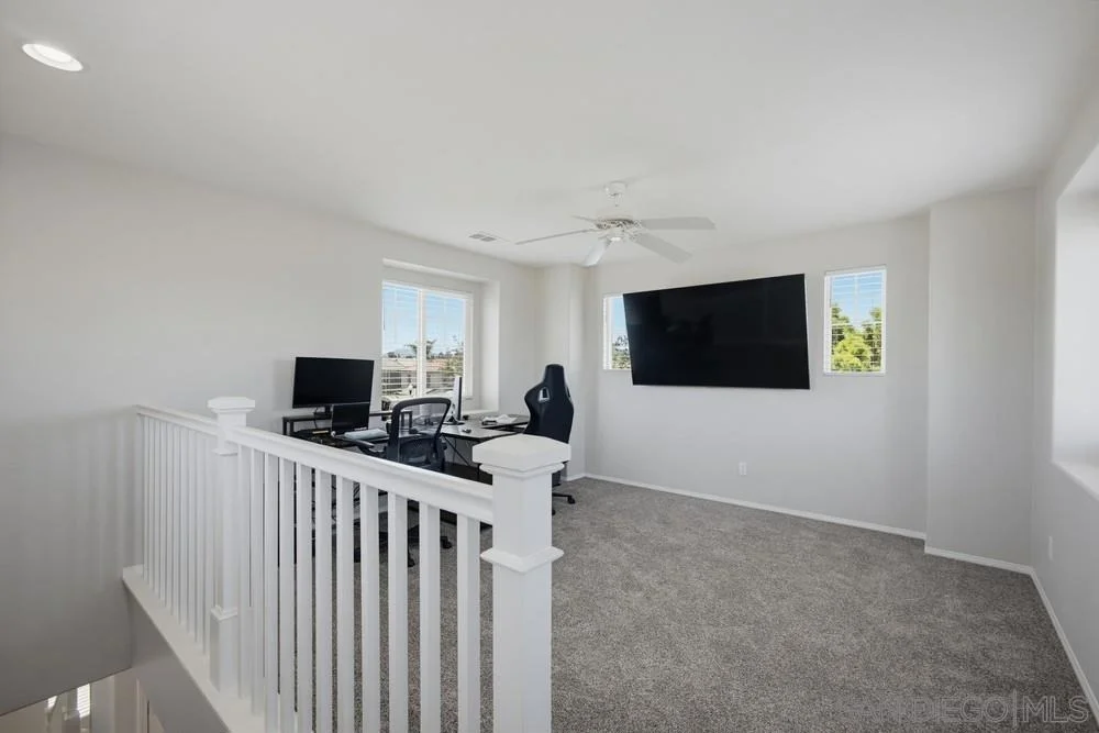 Photo of 40278 Ayer Ln