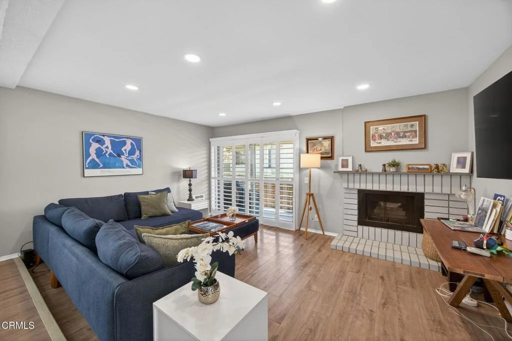 Photo of 2955 Harbor Boulevard