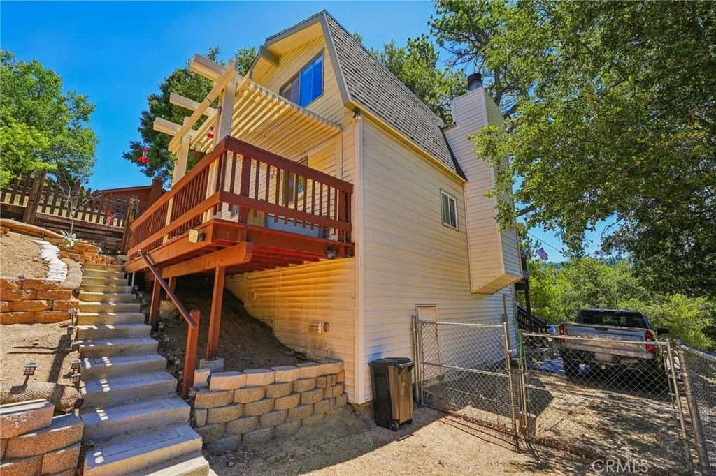 Photo of 463 Delle Drive