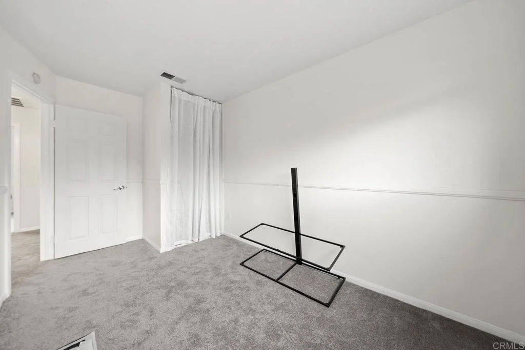 Photo of Unit C at 2636 Alpine Boulevard