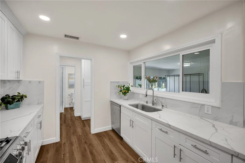 Photo of 1012 Maertin Lane