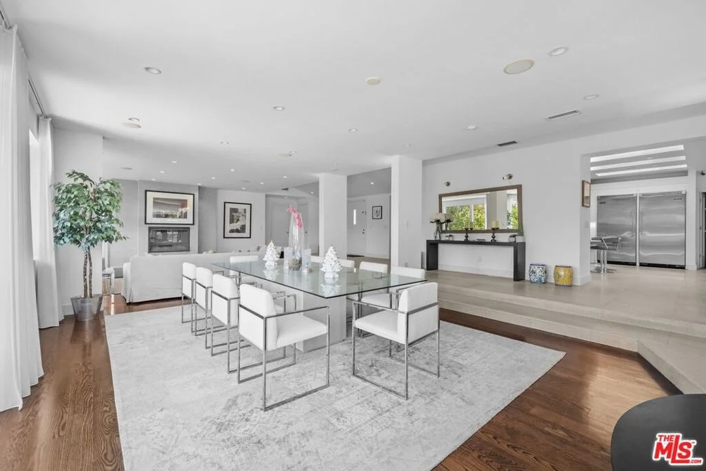 Photo of 9626 Highridge Drive