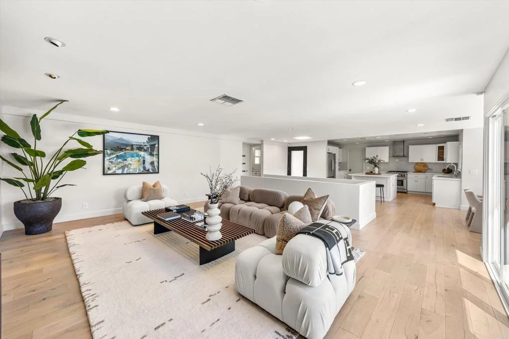 Photo of 3866 Alta Mesa Drive