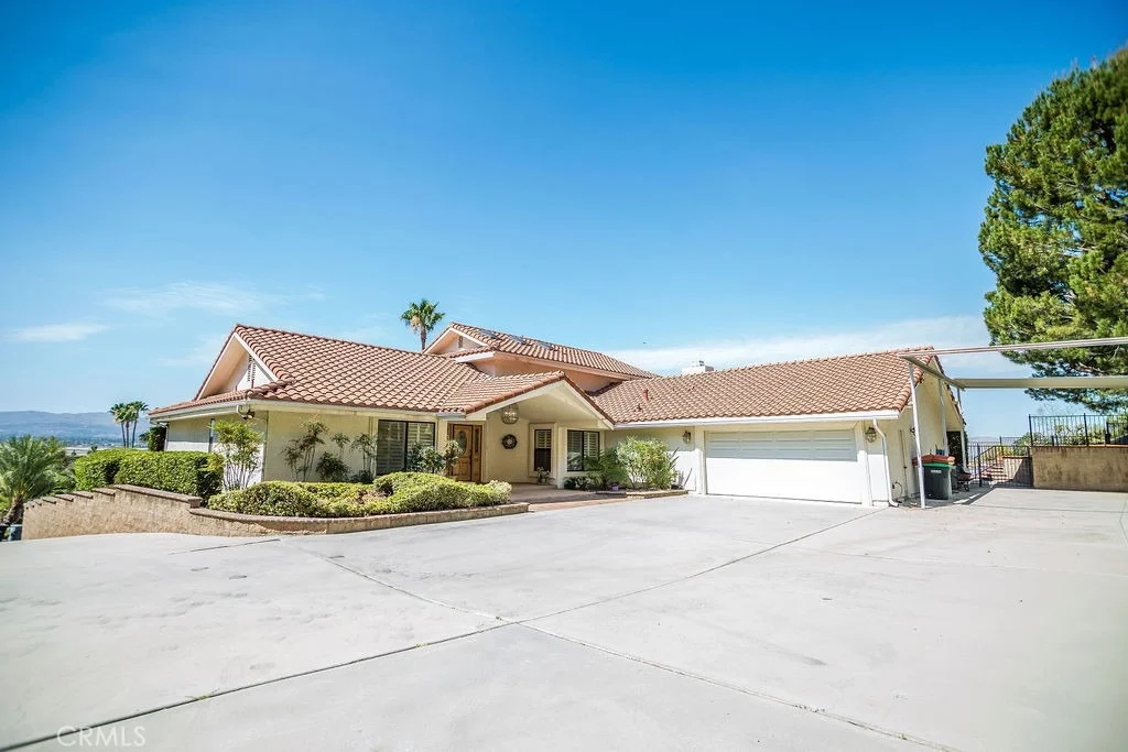 Photo of 42110 San Jose